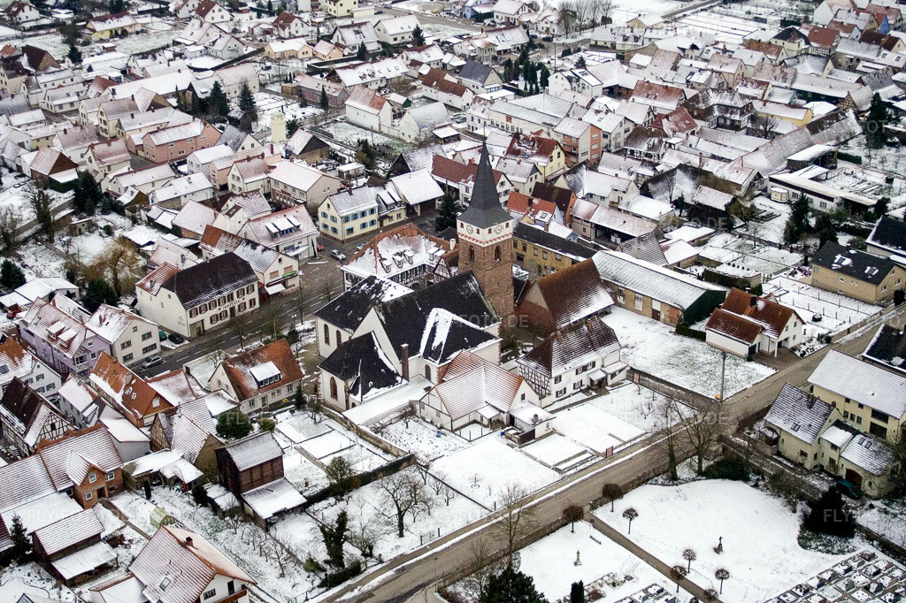Luftbild: Kirche im Winter bei Schnee im Ortsteil Schaidt in Wörth im Bundesland Rheinland-Pfalz in Deutschland. Foto: IMG_5235.jpg vom 26.01.2007 durch Werner Riehm/FLY-FOTO.de