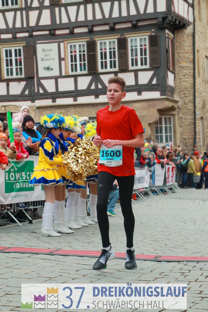 Stadtwerke Jugendlauf 1700m | 3 Koenigslauf 2023 - Realisiert mit Pictrs.com