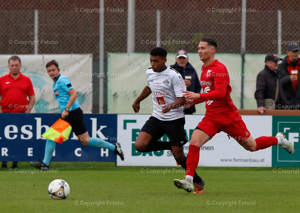 A_LUI_221022_10 | SPORT,FUSSBALL,LT1 OOE LIGA ASKOE OEDT-ATSV STADL-PAURA 22.10-2022 IM BILD:MARCO WEBER (OEDT) UND SAID ADAM  (STADL-PAURA) FOTO:FOTOLUI