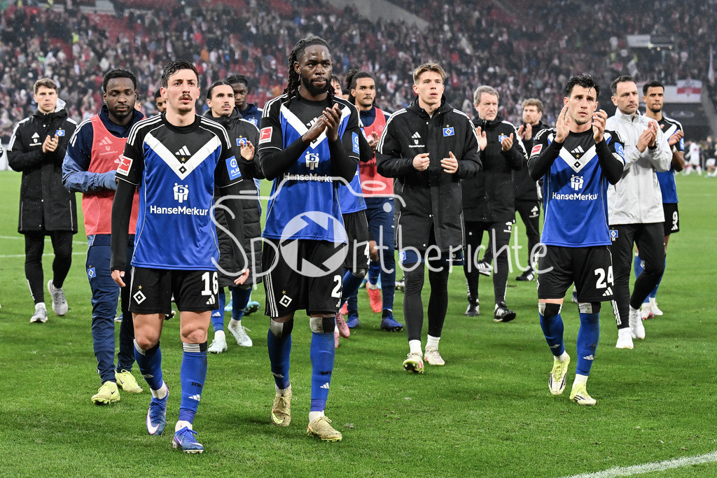 VfB Stuttgart - Hamburger SV | STUTTGART, GERMANY - 12. APRIL: the HSV Team thanks the fans who travelled with them after the Bundesliga Match between VfB Stuttgart vs. Hamburger SV on Matchday 29 at MHP Arena / DFL REGULATIONS PROHIBIT ANY USE OF PHOTOGRAPHS AS IMAGE SEQUENCES AND/OR QUASI-VIDEO / Giorgi GOCHOLEISHVILI (Hamburger SV 16), Jordan TORUNARIGHA (Hamburger SV 25), Nicolas CAPALDO (Hamburger SV 24)