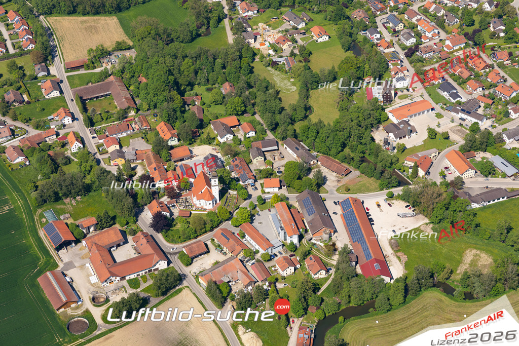 Das Luftbild der Stadt Lengdorf wurde 2021 vom Flugzeug heraus erstellt (keine Drohne) Aufnahmehöhe ca.450 Meter- hohe Bildauflösung und Druck-Qualität garantiert!