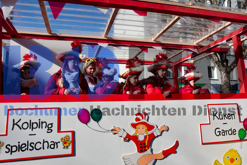 JEM_WATKAR20250302-22 | bond - Realisiert mit Pictrs.com