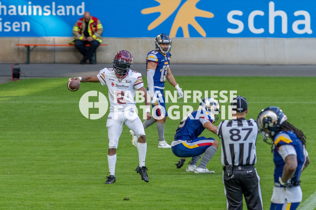 GER Rhein Fire vs. Alpine Rams, American Football, AFLE, Saison 2026, 01.08.2026 | Touchdown durch Kaylon Geiger (Rhein Fire, #06),GER Rhein Fire vs. Alpine Rams, American Football, AFLE, Saison 2026, 01.08.2026Foto: Eibner-Pressefoto/Fabian Friese - Realisiert mit Pictrs.com