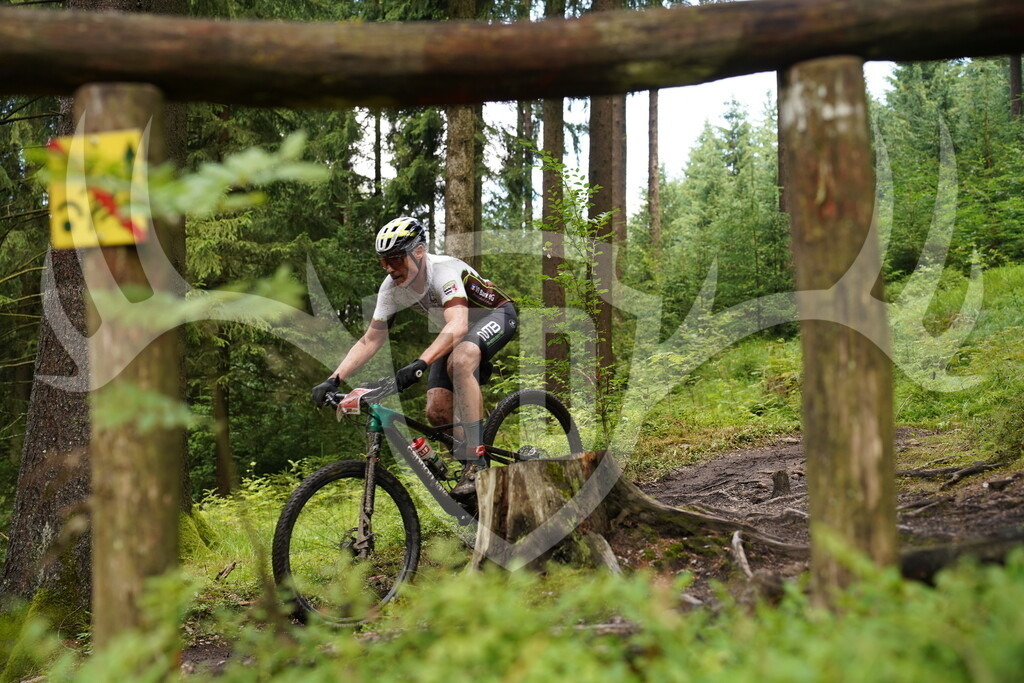 DSC04415 | Fotogalerie der Treibjagd im Dunkelwald - Dein MTB Etappenrennen im Erzgebirge - Realisiert mit Pictrs.com