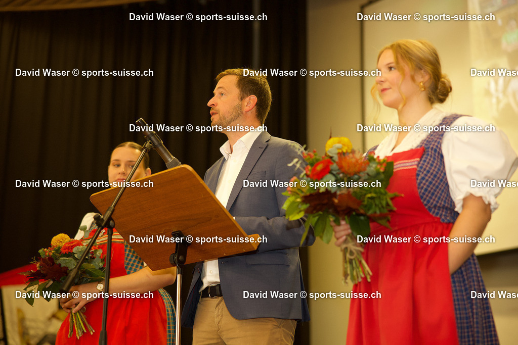 1924-2024 100_me anniversaire de l_Association Fribourgeoise de lutte suisse _ la BCF ARENA FRIBOURG (58) | sports-suisse.ch