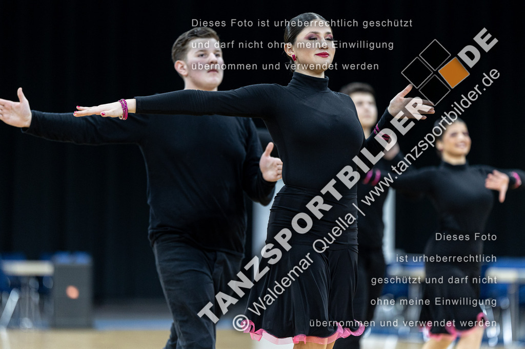 20240310-00553 | Hier finden Sie Tanz Bilder vom Latein und Standard Formationen tanzen. Sportbilder vom Tanzsport. Schöne Fotos und von Weltmeisterschaft, Europameisterschaft, Bundesliga, Regionalliga, Oberliga und Landesliga sowie von GOC Stuttgart, DanceComp, WM Bremen