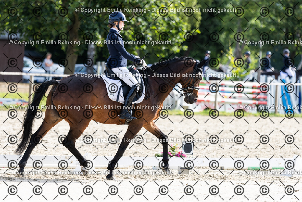 CL5A5542 | Emilia Reinking Fotografie - Realisiert mit Pictrs.com