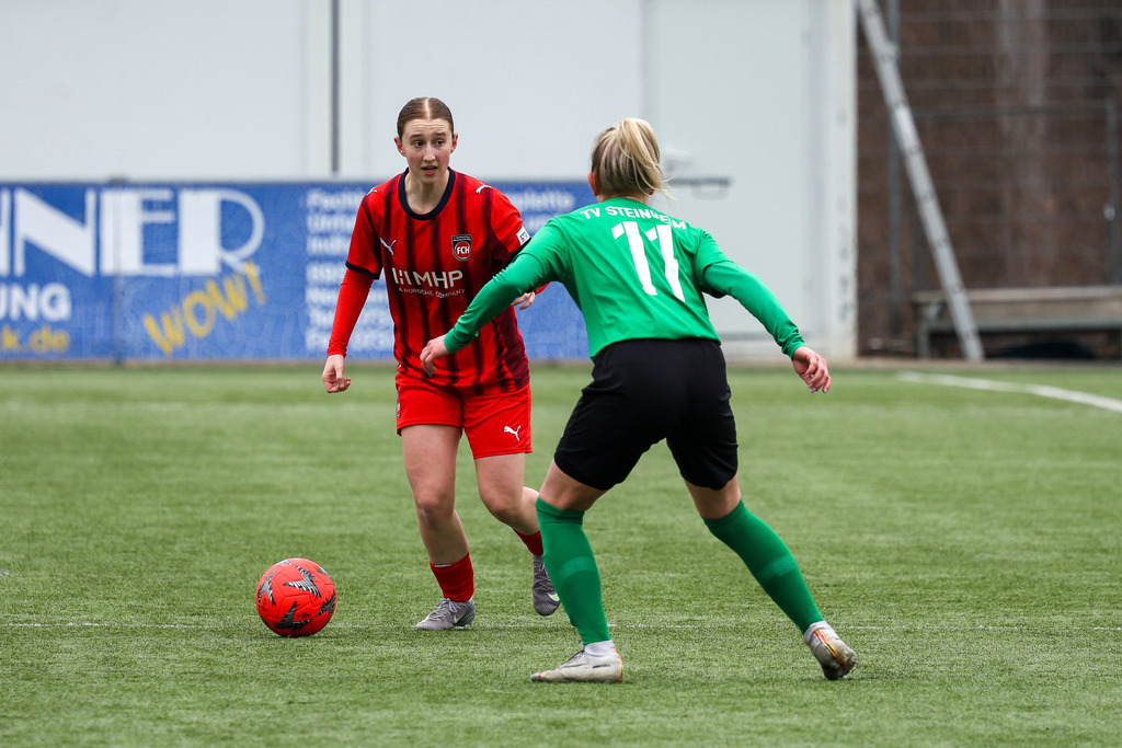 20260315-FCH-Steinheim_041 | 1.FC Heidenheim 1846 II vs. TV Steinheim, Fußball, Frauen, Bezirksliga, 2025/2026, 12. Spieltag, 15.03.2026 in Heidenheim, Kunstrasen b. Voith-Arena West(Foto: Michael Bulling) - Realisiert mit Pictrs.com