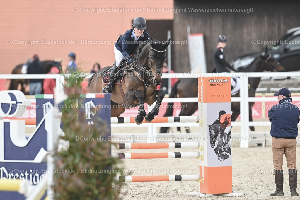 20230514_CCI4_Springen_0224 | equistock