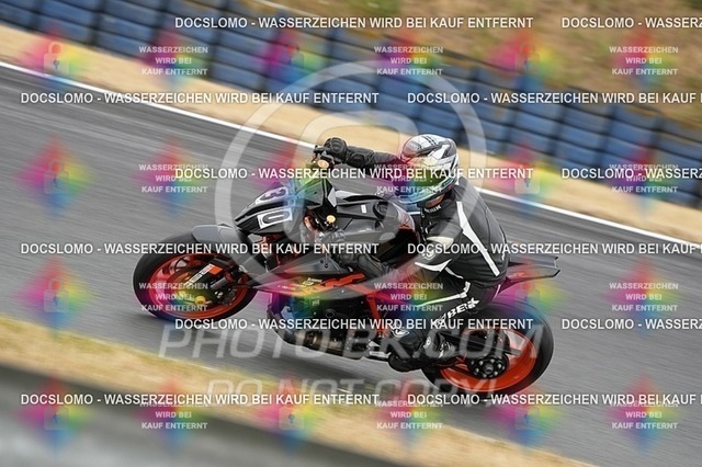 2025_07_08_PBK_24528 | Sportfotografie; SlowMotion; Video; Rennstrecke; Hafeneger; RSE; Speer; Trackday; Motorsportarena; Hockenheimring; Brno; Most; Barcelona; Valencia, Benny; Kaetzmer;