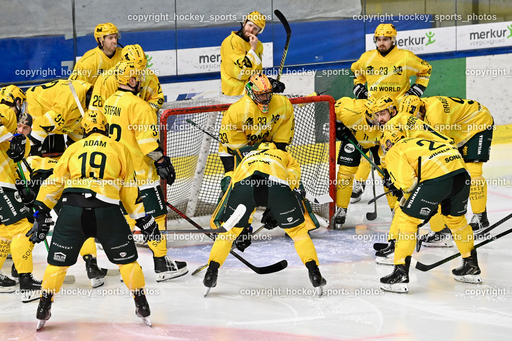 ATSE Graz vs. EHC Lustenau | EHC Lustenau Mannschaft, ATSE Graz vs. EHC Lustenau, ATSE Graz vs. EHC Lustenau am 14.02.2026 in Graz (Merkur Eishalle ), Austria, (Photo by Bernd Stefan)