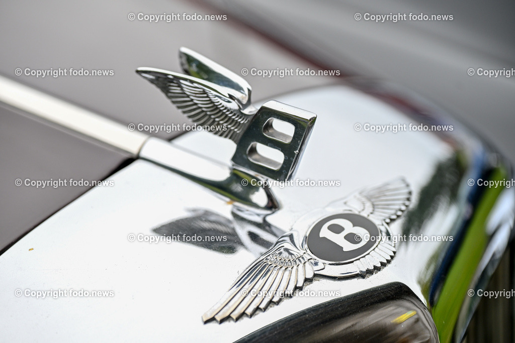 Frauen fuer Frauen_ Charity Oldtimerfahrt_ 04.10.2025-190 | 04.10.2025, Linz, AUT, Oldtimer Charity im Bild Frauen fuer Frauen Oldtimerfahrt, Teilnehmer©Harald Dostal / fodo.media