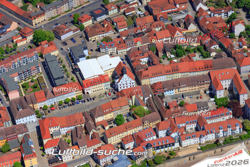 aktuelles Luftbild von  Hildburghausen - Luftaufnahme wurde 2018 von https://frankenair.de mittels Flugzeug (keine Drohne) erstellt.