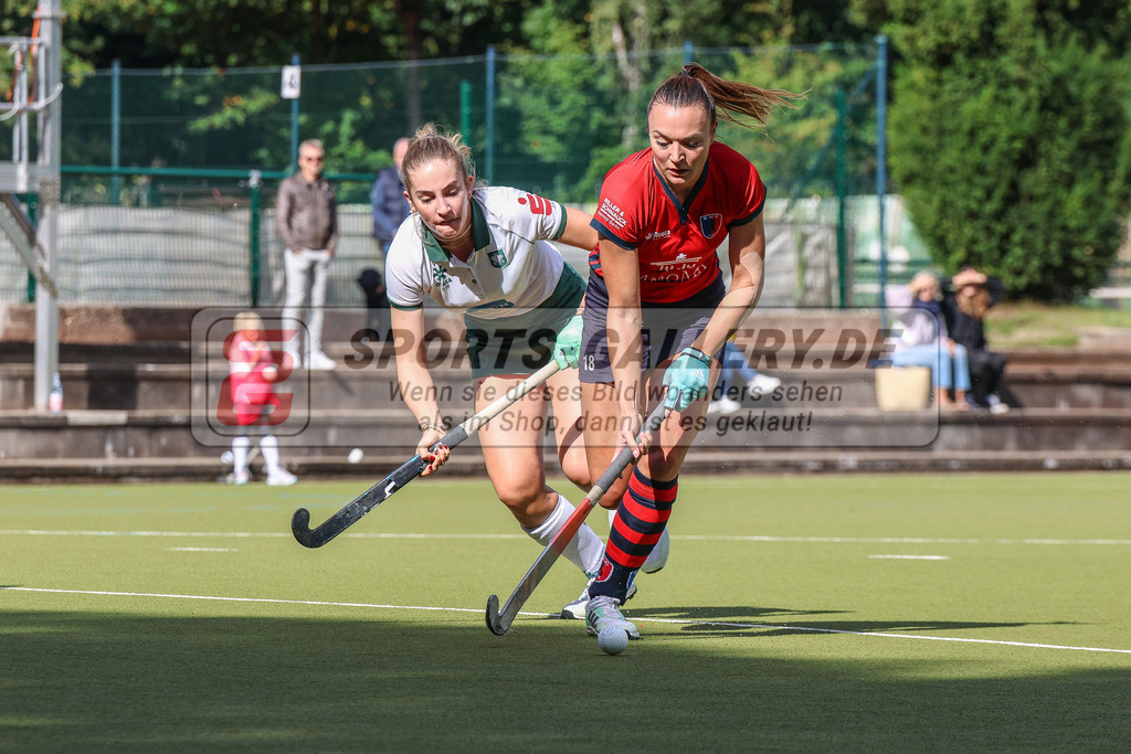 MJ_2022-09-25_HTCU-BHC-20 | Pauline Kröger (Berliner HC #18), Uhlenhorst Mülheim - Berliner HC am 25.9.2022 im Waldstadion, Mülheim a. d. Ruhr