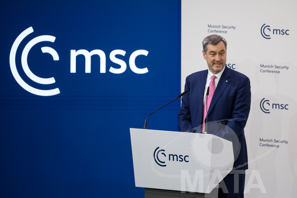 _DWI3392 | MATA IndoCon - Realisiert mit Pictrs.com