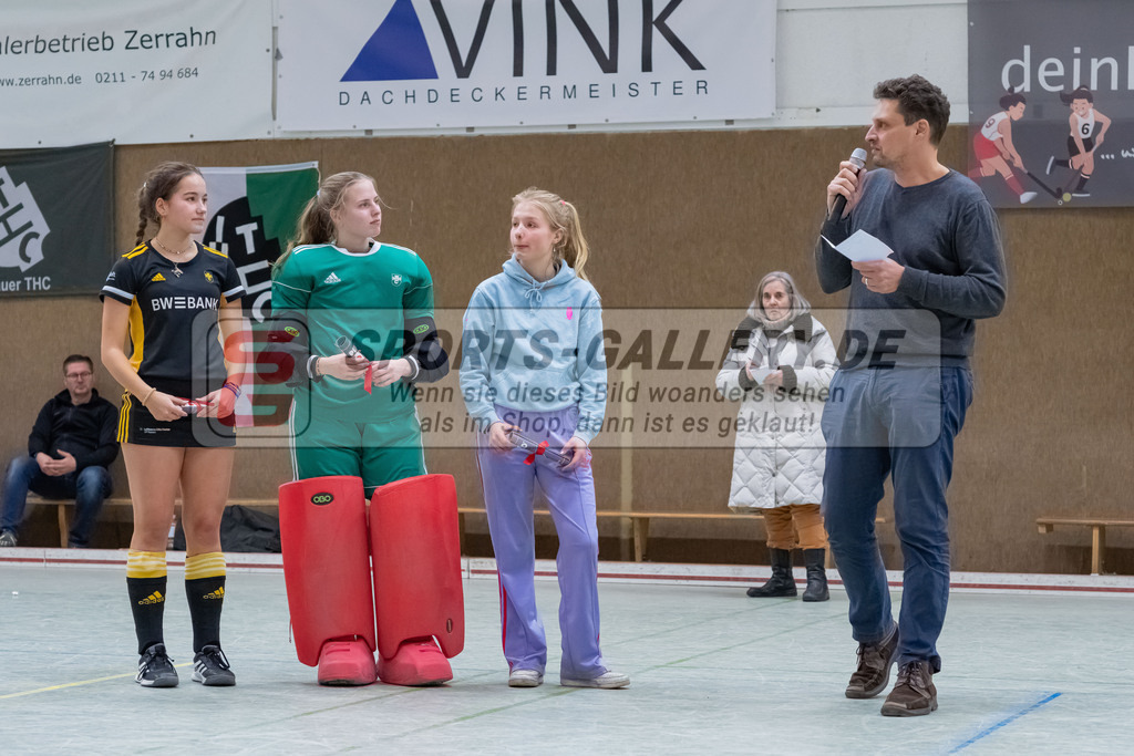HK_20230226_105313 | Deutsche Meisterschaft WU16 Finale / Ehrungen Harvestehuder THC - 1. Hanauer THC am 26.2.2023 DSC 99, Düsseldorf ,