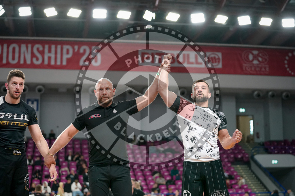 20250518PBB1963 | Athletes compete during the second day of the ADCC Amateur World Championship on May 18, 2025 in Warsaw, Poland. © Chiara Dazi / photoblackbelt
