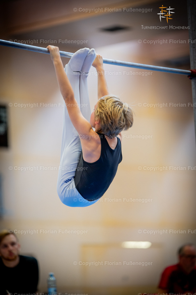 Promo-352 | "Fussifoto.com – Ihr Ansprechpartner für hochwertige Fotografie! Entdecken Sie kreative Bilder und professionelle Dienstleistungen. Kontaktieren Sie uns für Ihre Projekte!"