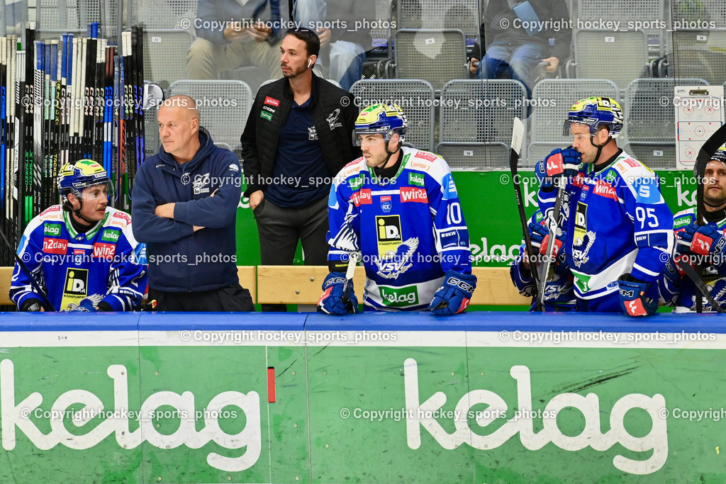 EC IDM Wärmepumpen VSV vs. Pioneers Vorarlberg | Spielerbank EC VSV, Marco Pewal Assistant Coach EC VSV, Markus Schmidt Head Equipment Manager EC VSV,  EC IDM Wärmepumpen VSV vs. Pioneers Vorarlberg, EC IDM WÄRMEPUMPEN VSV vs. Pioneers Vorarlberg am 03.10.2025 in Villach (Stadthalle Villach), Austria, (Photo by Bernd Stefan)