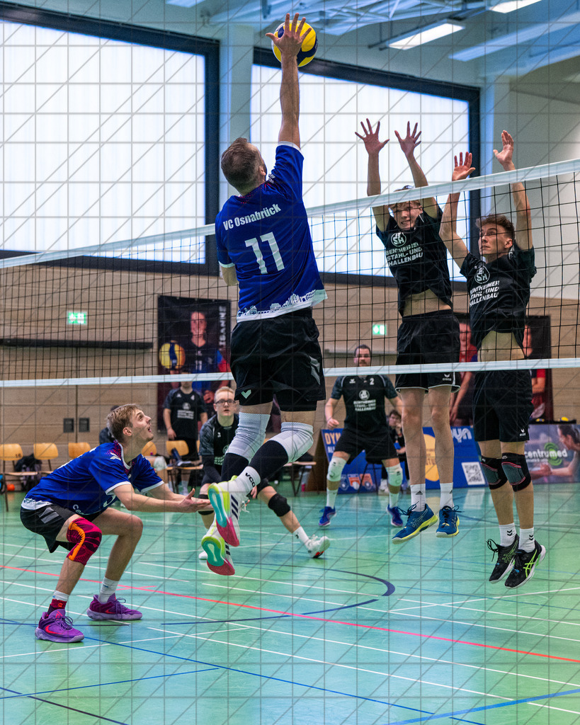 Oberliga 1 Männer 25/26 | VC Osnabrück I vs. FC Schüttorf II | 13.12.25: Oberliga 1 Männer 25/26 | VC Osnabrück I vs. FC Schüttorf II / Osnabrück / Deutschland  //   CREDIT:www.bullenfotos.de, Martin König, Hörner Weg 40, D-49078 Osnabrück, +4917663732967 // Nutzung und Weitergabe nur zu den vereinbarten Zwecken. Presseanfragen an Ersteller. Alle Rechte beim Ersteller. Honorierung nach MFM. - Realisiert mit Pictrs.com