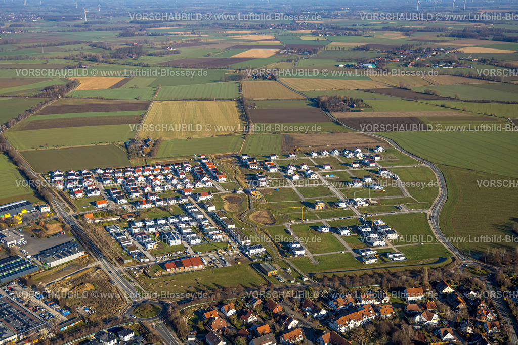 Soest260104090 | Luftbild, Neuer Soester Norden, Baustelle Neubaugebiet Einfamilienhäuser zwischen Oestinghauser Landstraße und Weslarner Weg, rechteckige Parzellen, Soest, Südwestfalen, Nordrhein-Westfalen, Deutschland