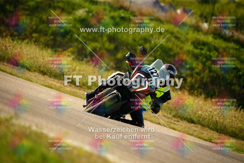 _MOT6095 | Hier findet Ihr Bilder von Touristenfahrten auf der Nürburgring Nordschleife oder von anderen Veranstaltungen die ich besucht habe. Viel Spass beim Durch Schauen 