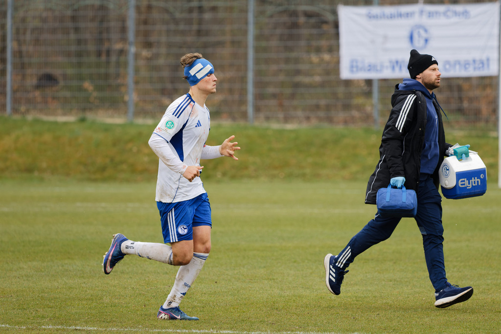 20260412-FCHS04_211 | 1.FC Heidenheim 1846 vs. FC Schalke 04, Fußball, U19, A-Junioren, NWL, U19-DFB-Nachwusliga, 2025/2026, 8. Spieltag, 12.04.2026 in Heidenheim, Walter-Birkhold-Jugendstadion (Foto: Michael Bulling) - Realisiert mit Pictrs.com