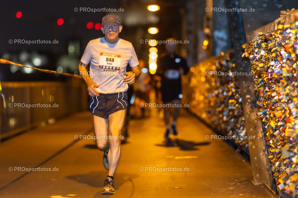 21. ASV Nachtlauf ; Köln, 08.05.24 | Impressionen vom 21. ASV Nachtlauf  am 08.05.24 in Köln (Deutschland). Foto: BEAUTIFUL SPORTS/Ulrich Faßbender
