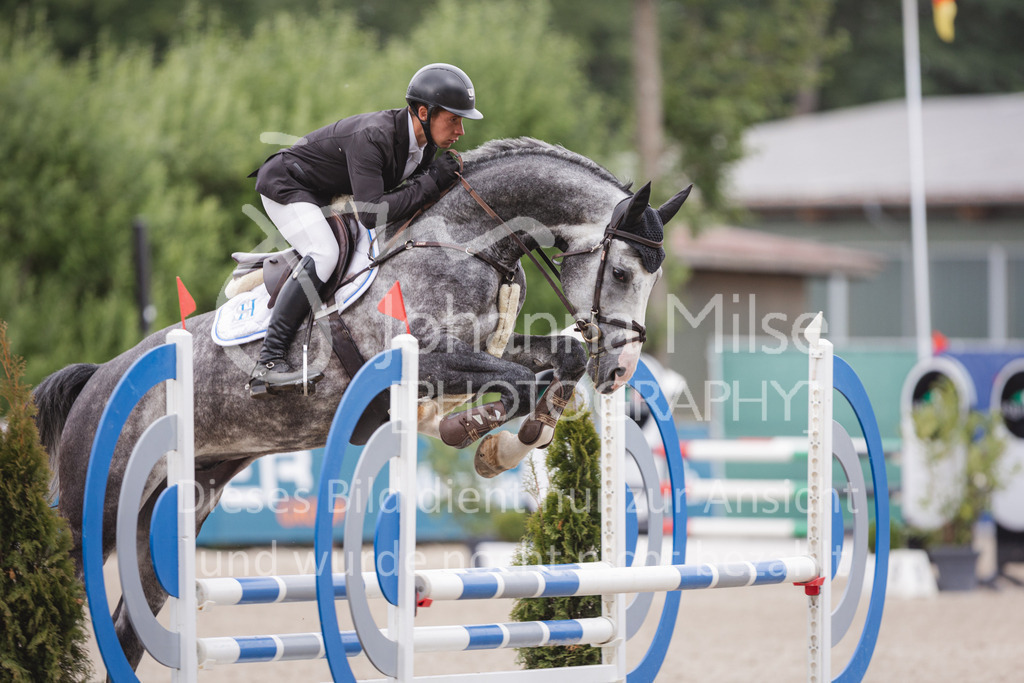 220614_Mühlen_SprPfL-456 | Late Entry Mühlen
Springpferdeprüfung Kl.L 4-7j. gl. Einlaufprüfung für 5j.Pferde
14.06.2022
