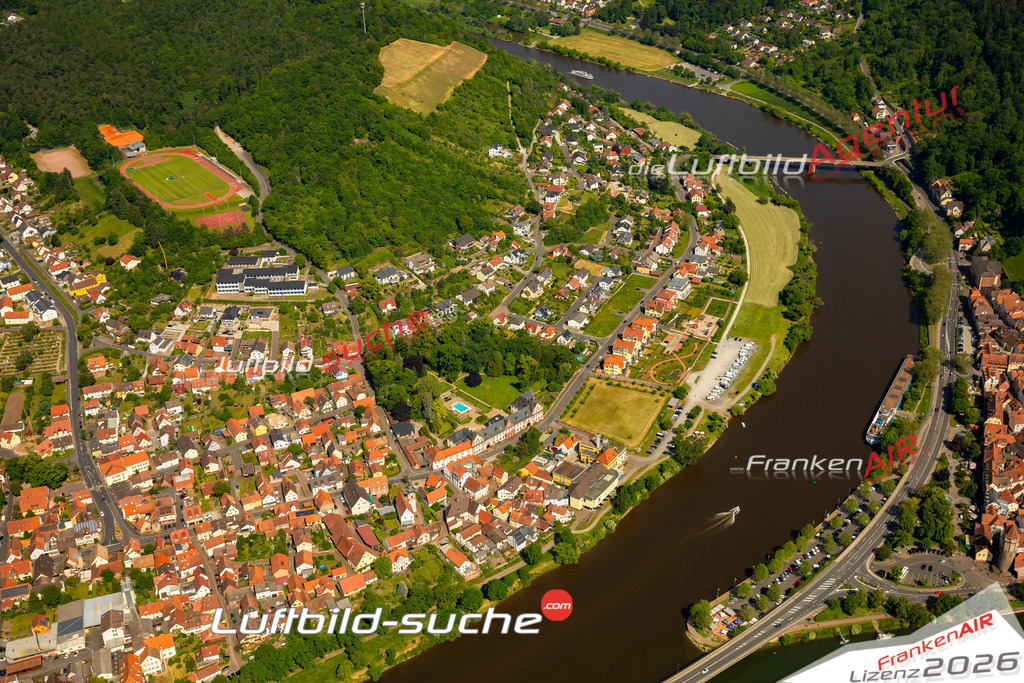 Das Luftbild zeigt Hauptstrasse Kreuzwertheim - Die Luftaufnahme wurde 2023 vom UL-Flugzeug aus erstellt ( keine Drohne ) - Hochauflösende Luftaufnahme - Für grossformatige Ausdrucke geeignet. Die Geschenkidee !Mit Lizenz und Bildrechte bestellbar
