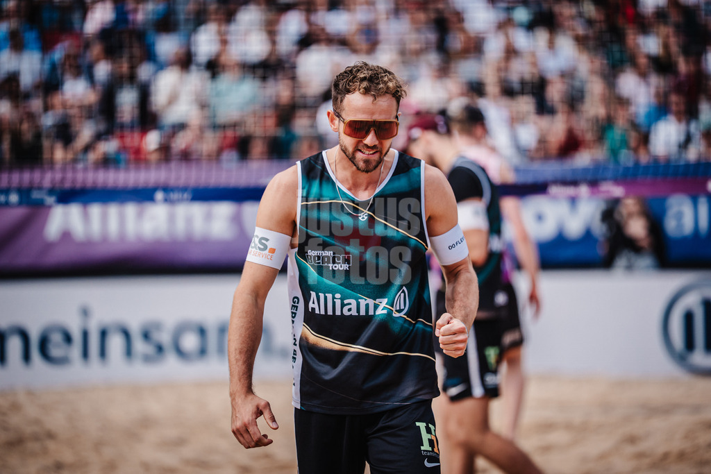 Beachvolleyball | Männer | Allianz German Beach Tour 2025 | Tourstop Berlin | 24.08.2025 | Jonas Sagstetter freut sich
