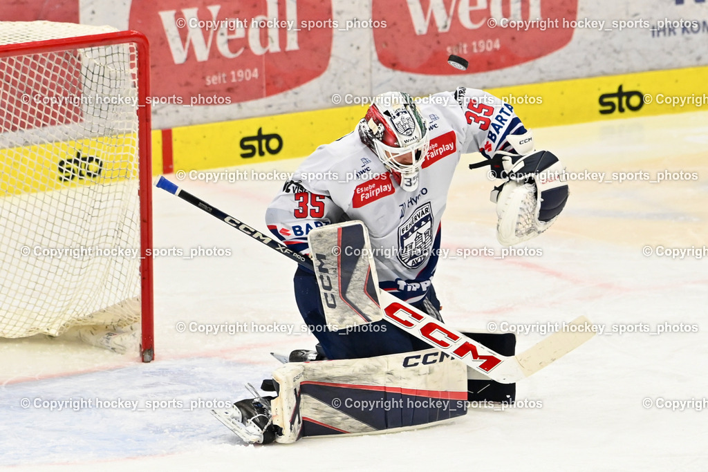 EC IDM WÄRMEPUMPEN VSV vs. HYDRO FEHERVAR AV 19 | #35 Horvath Dominik HYDRO FEHERVAR, Puck, EC IDM WÄRMEPUMPEN VSV vs. HYDRO FEHERVAR AV 19, EC IDM WÄRMEPUMPEN VSV vs. HYDRO FEHERVAR AV 19 am 20.11.2024 in Villach (Stadthalle Villach), Austria, (Photo by Bernd Stefan)