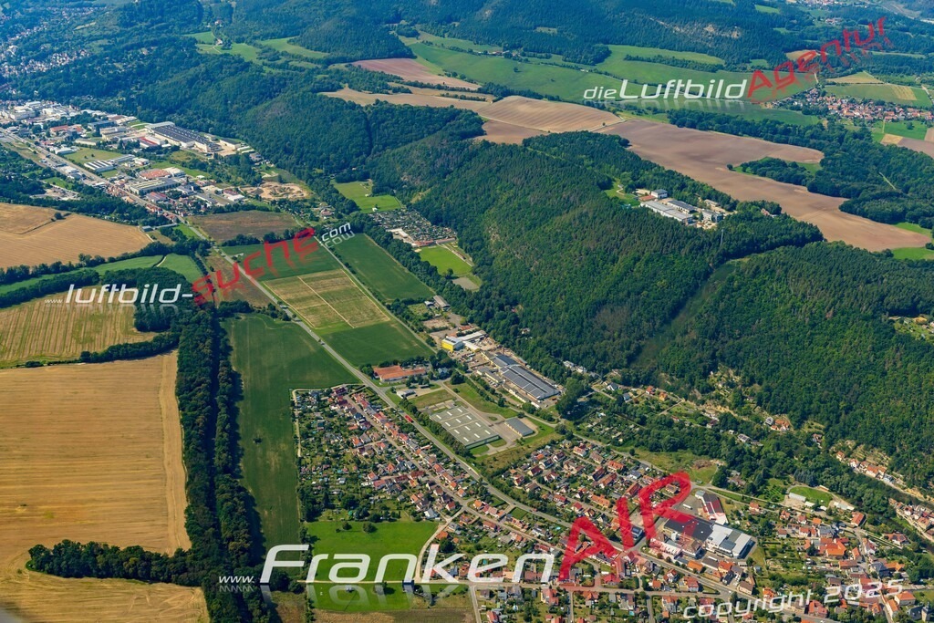 Luftaufnahme Schwarza im Weidig Rudolstadt - Die Luftaufnahme wurde 2025 vom UL-Flugzeug heraus erstellt ( ohne Drohne ) - Hochauflösende Luftaufnahme - für professionelle Ausdrucke geeignet. Die Geschenkidee !Mit Lizenz und Bildrechte bestellbar