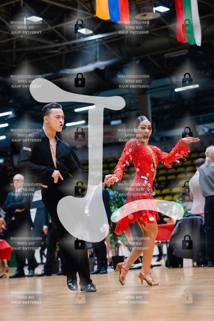 Hessen Tanzt WDSF Open Youth Latin 3rd (47) Chenbo Liu _ Chengming Zhang (P.R. China)-2025-05-17-2520 | Webshop for digital downloads and prints of dance sport, event & show photographer Julian Link - Realisiert mit Pictrs.com