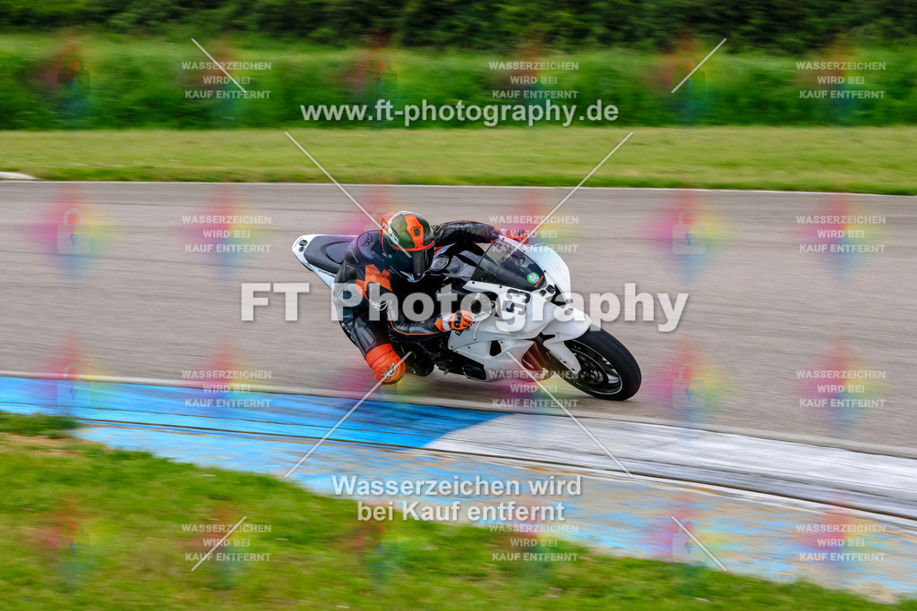 MotoTeam-9496 | Hier findet Ihr Bilder von Touristenfahrten auf der Nürburgring Nordschleife oder von anderen Veranstaltungen die ich besucht habe. Viel Spass beim Durch Schauen 