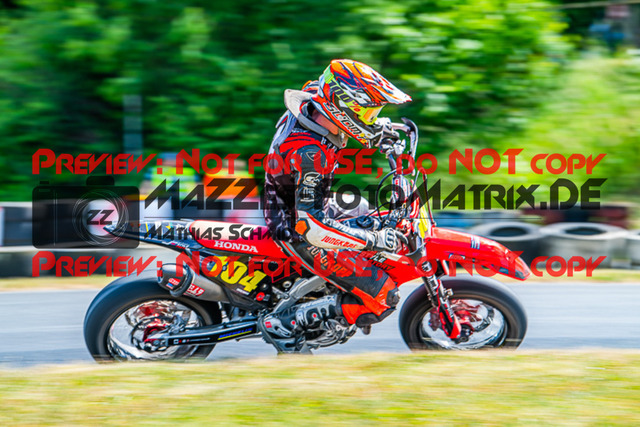 MaZZes_FotoMatrix_220528_4881 | Fotograf Mathias Schmid
Sportfotograf,
Eventfotograf,
Hochzeitsfotograf,
Portraitfotograf