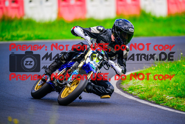 MaZZes_FotoMatrix_240604_6007705_2799 | Fotograf Mathias Schmid
Sportfotograf,
Eventfotograf,
Hochzeitsfotograf,
Portraitfotograf