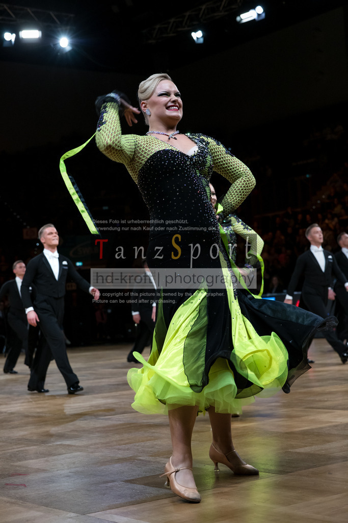 20241109_DM-Formationen_5538 | Tanzsportbilder, Standardtanz, Lateintanz, WDSF, DTV, LTVB, dancecomp, goc, hessen tanzt, blaues band der spree, walzer, tango, wiener walzer, slowfox, quickstepp, samba, rumba, cha-cha-cha, paso doble. jive, hd-kroft photography, turniertanzsport