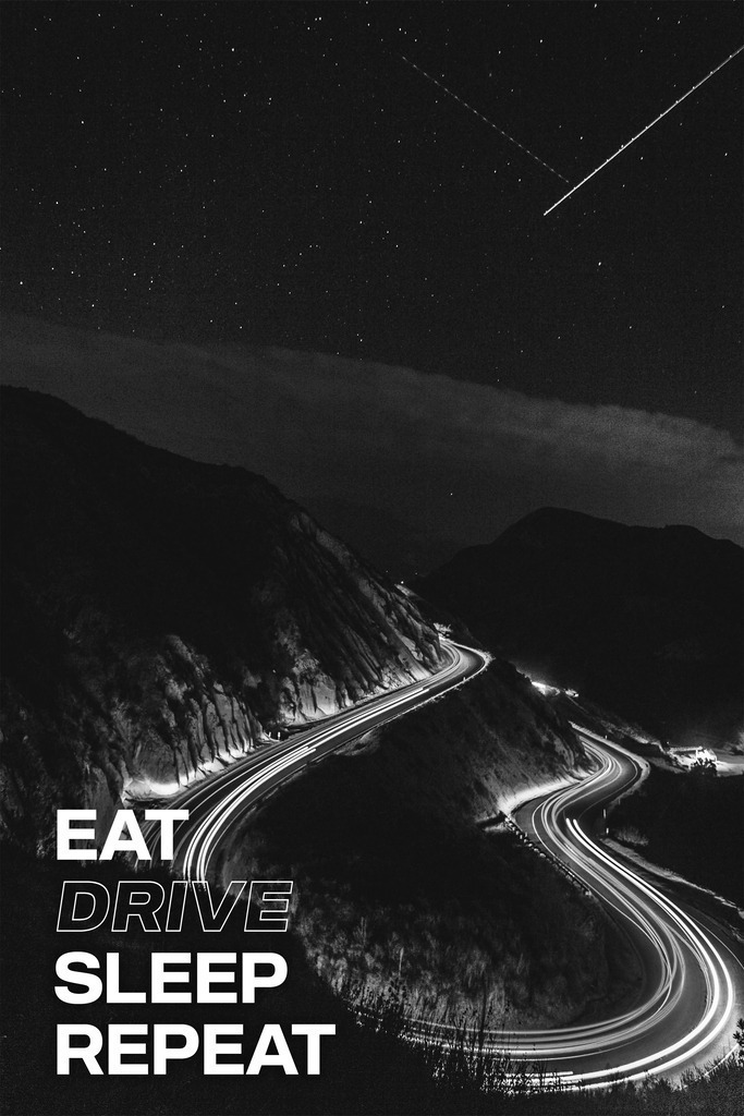 Freude am Fahren | Mit der kurvigen Straße bei Nacht und dem TextArt-Spruch "EAT DRIVE SLEEP REPEAT" soll die Freue am Fahren verdeutlicht werden. Ein hochwertiges Wandbild in brillanter Druckqualität auf Acrylglas, Alu-Dibond, Leinwand und vielen weiteren Wandprodukten perfekte geeignet für Ihr Ambiente. - Realisiert mit Pictrs.com