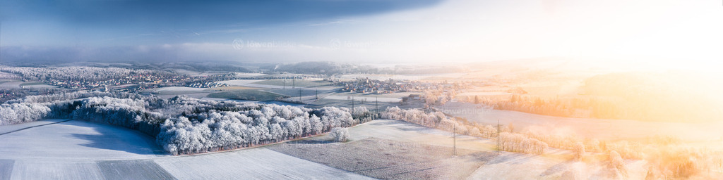 Amstetten-Bahnhof und Amstetten-Dorf im Winterkleid | löwenblicke | shop