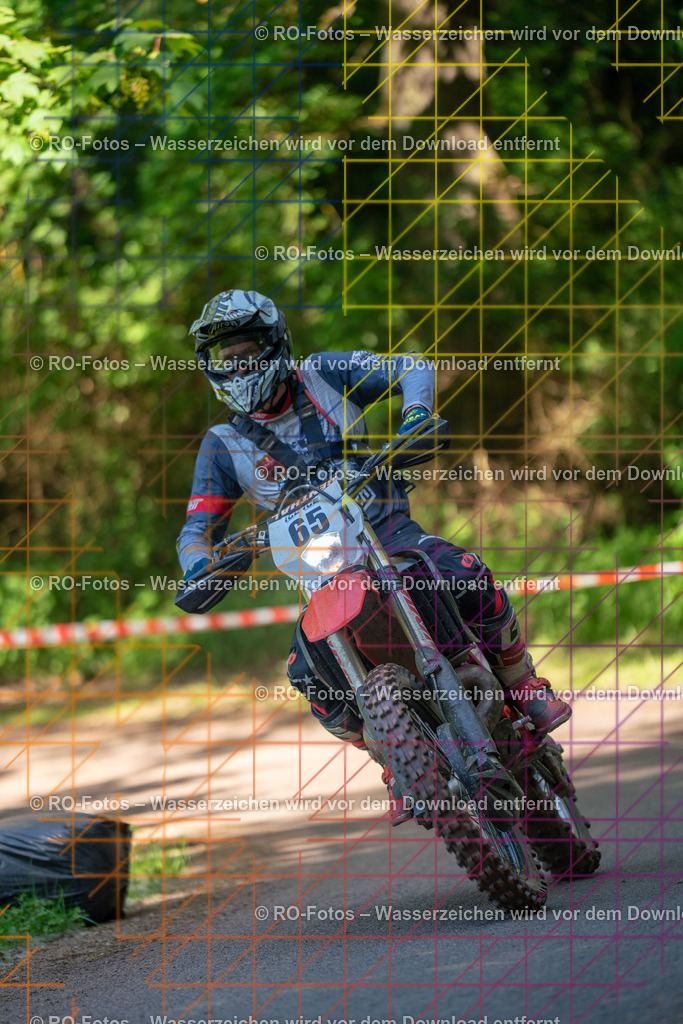 Wolfshausen 3 Lauf -974 | Sportfotografie von RO-Fotos: Motorsport, Motocross, Enduro, Laufveranstaltungen und Triathlon. Professionelle Fotos von Sportlern und Events. - Realisiert mit Pictrs.com