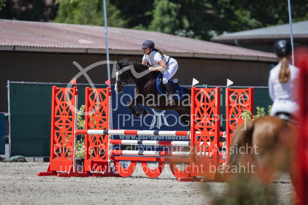 230610_Mühlen_Quali5j-903 | Deine schönsten Turniermomente als professionelle Fotos! Entdecke hochwertige Pferdesport-Fotografie im Online-Shop. Jetzt Fotos finden & bestellen!