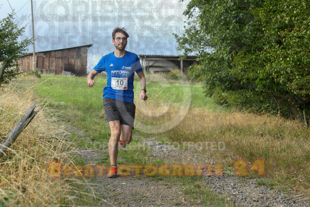 250801_1843_EV4_7487 | Sportfotografie im Rhein-Sieg Kreis, Köln, Bonn, NRW, Rheinland Pfalz, Hessen, etc. Unser Tätigkeitsfeld umfasst den Laufsport vom Volkslauf über den Marathon, Duathlon, Triathon bis zum Ultralauf wie Kölnpfad Ultra oder Schindertrail.