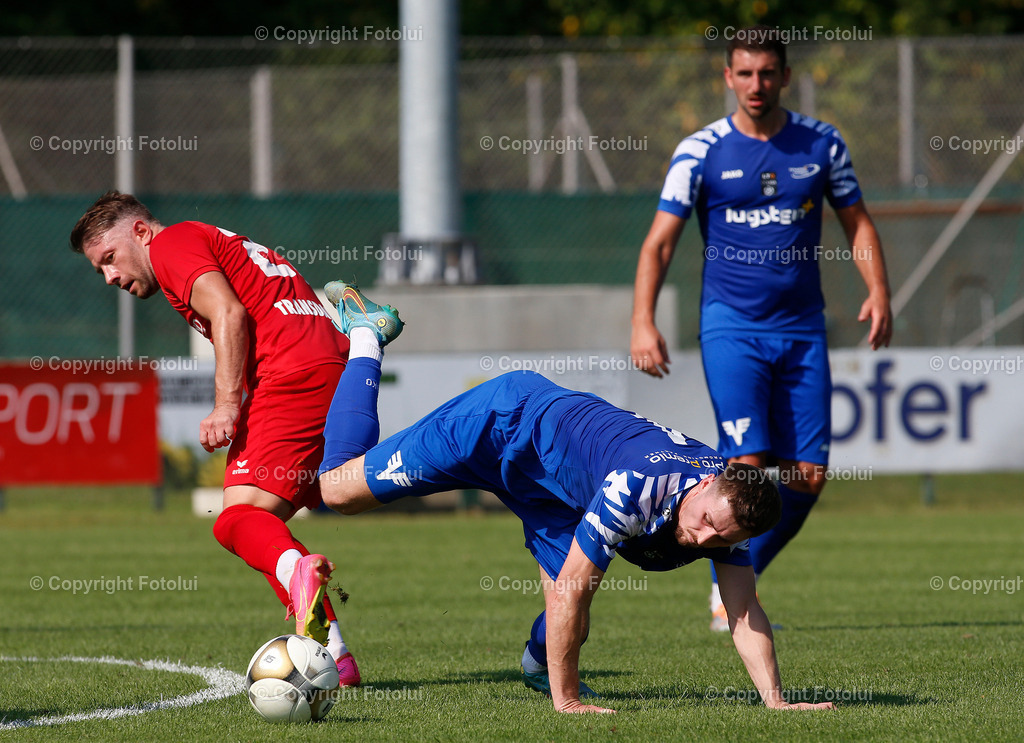 A_LUI_2608023_23 | SPORT,FUSSBALL,LT1 OOELIGA ASKOE OEDT-SPG FRIEDBURG/POENDORF 26.08.2023 IM BID:MANUEL SCHMIDL  (OEDT) UND MARKO PERIC (FRIEDBURG) FOTO:FOTOLUI