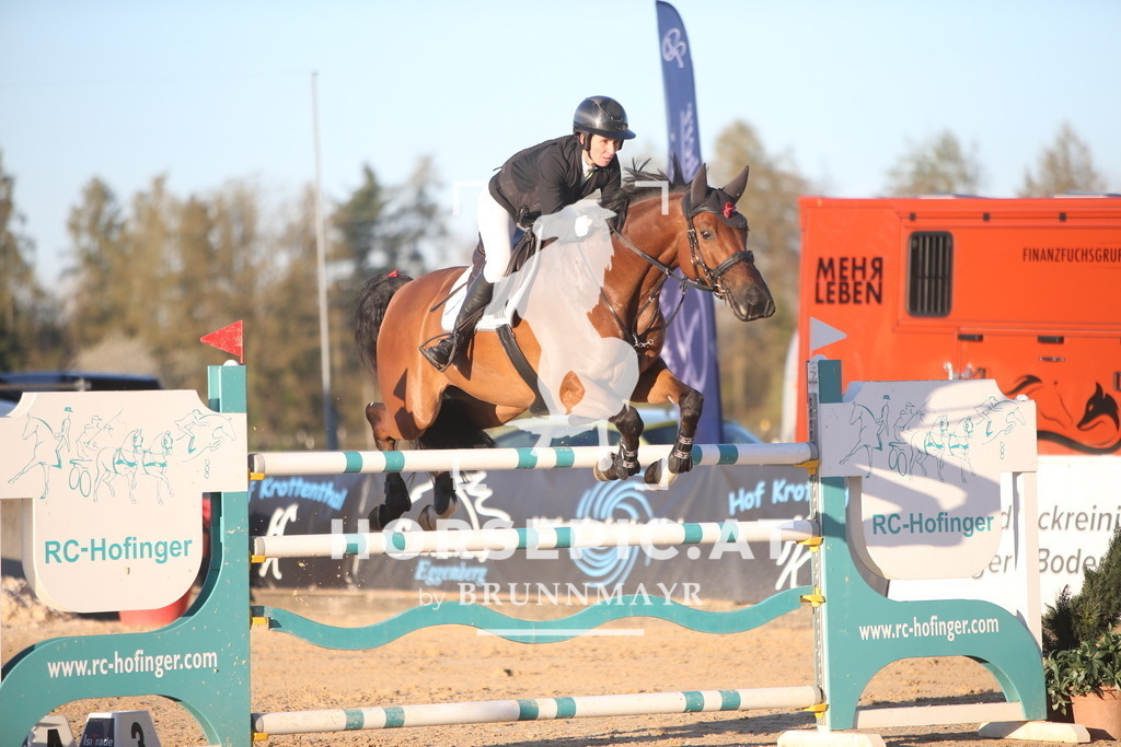 PP016481 | Willkommen bei Brunnmayr - Design & Fotografie – Ihrem Spezialisten für Reitturniere und Pferdeveranstaltungen in Oberösterreich, Salzburg und Bayern! Seit über 17 Jahren sind wir leidenschaftlich dabei.