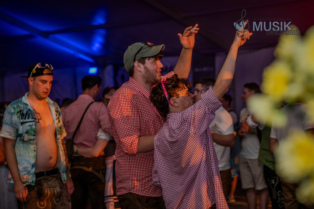 DSC_3609 | "Fussifoto.com – Ihr Ansprechpartner für hochwertige Fotografie! Entdecken Sie kreative Bilder und professionelle Dienstleistungen. Kontaktieren Sie uns für Ihre Projekte!"