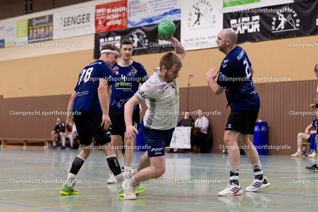 Handball I Herren I Saison 2025-2026 I SHSE Manfred-Frank-Pokal I Viertelfinale I HSG Kalkberg 06 II - HSG Kalkberg 06 127 | v.l. Niklas Andreas August (78, HSG Kalkberg 06), Alexander Stange (6, , HSG Kalkberg 06), Tim Ladiges (3, HSG Kalkberg 06 II), Stephan Lorey (21, HSG Kalkberg 06) - Realisiert mit Pictrs.com