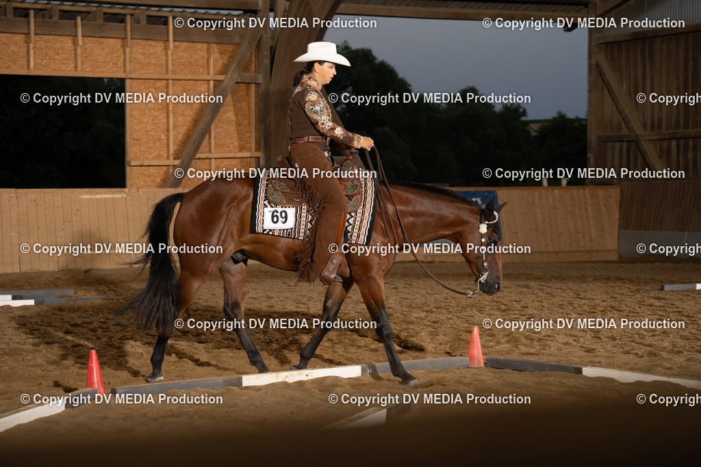 NE101448 | dv-media-shop - Realisiert mit Pictrs.com