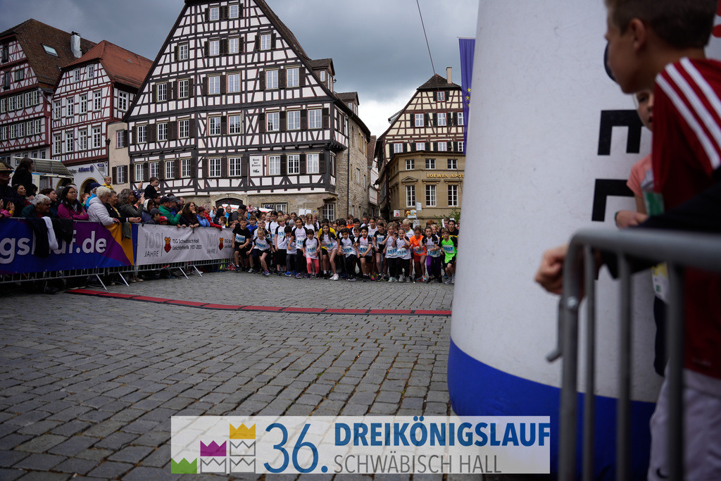 Stadtwerke Schüler und Jugendlauf 1,7km | 3koenigslauf 2022 Stadtwerke Schüler und Jugenlauf 1,7km - Realisiert mit Pictrs.com