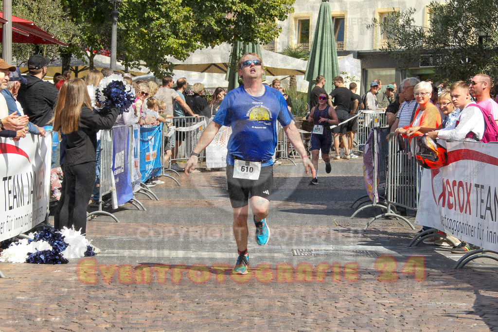 250824_1435_EV4_1971 | Sportfotografie im Rhein-Sieg Kreis, Köln, Bonn, NRW, Rheinland Pfalz, Hessen, etc. Unser Tätigkeitsfeld umfasst den Laufsport vom Volkslauf über den Marathon, Duathlon, Triathon bis zum Ultralauf wie Kölnpfad Ultra oder Schindertrail.